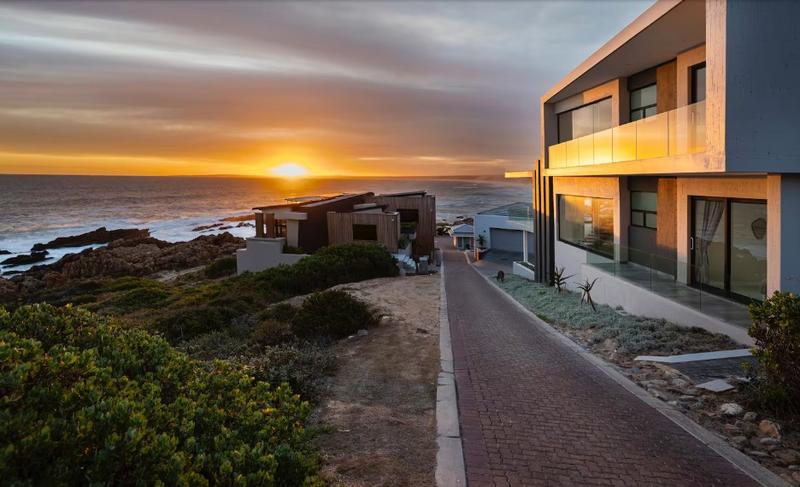 4 Bedroom Property for Sale in Pinnacle Point Golf Estate Western Cape